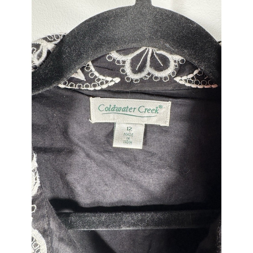 Coldwater Creek Womens 12 Black White‎ Paisley Embroidered Cropped Jacket Boho - Picture 3 of 3